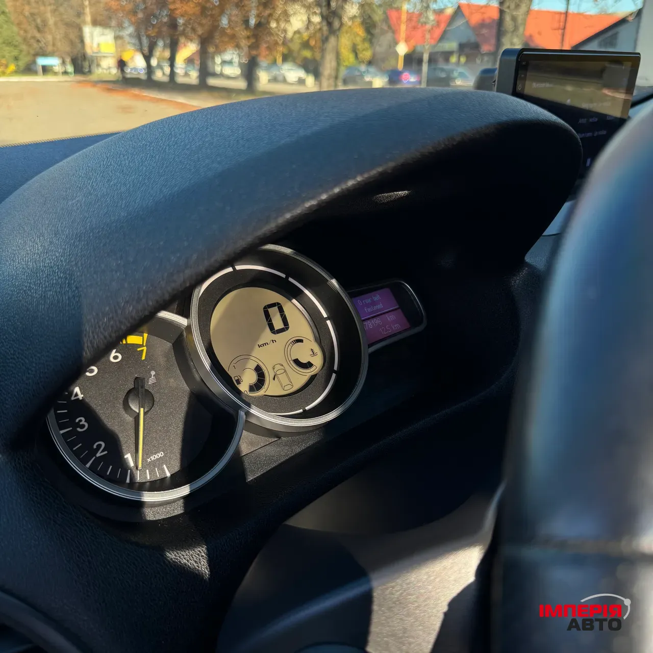 Renault Megane - фото 23