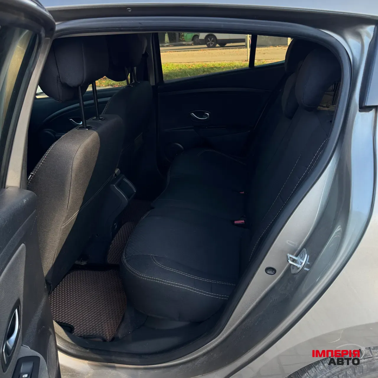 Renault Megane - фото 37