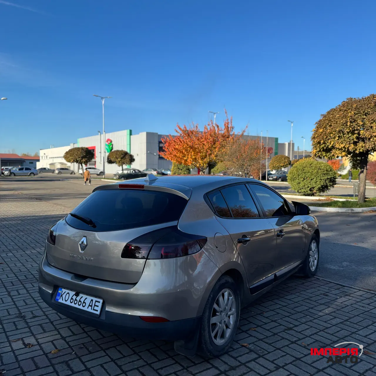 Renault Megane - фото 9