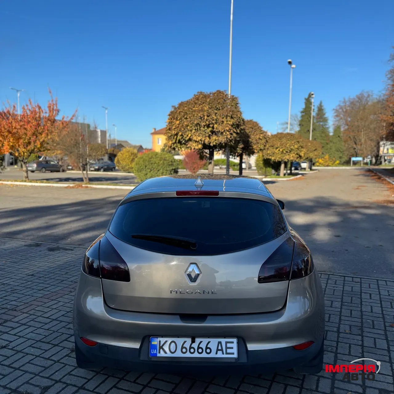 Renault Megane - фото 12