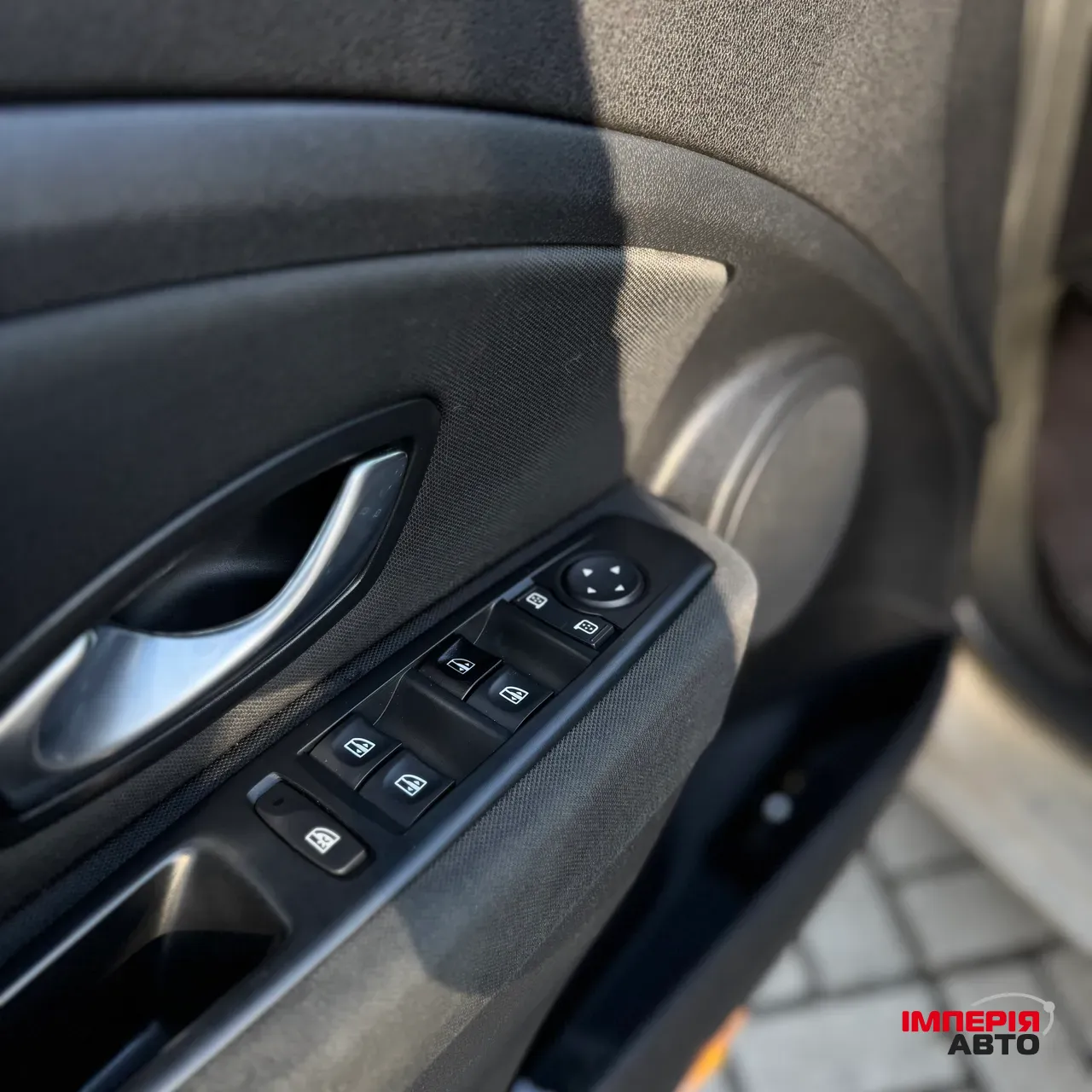 Renault Megane - фото 34