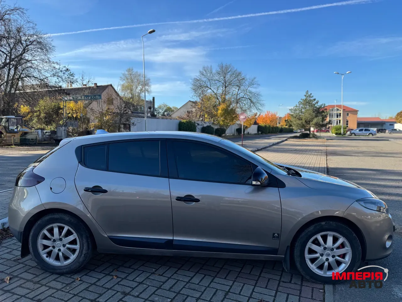 Renault Megane - фото 14