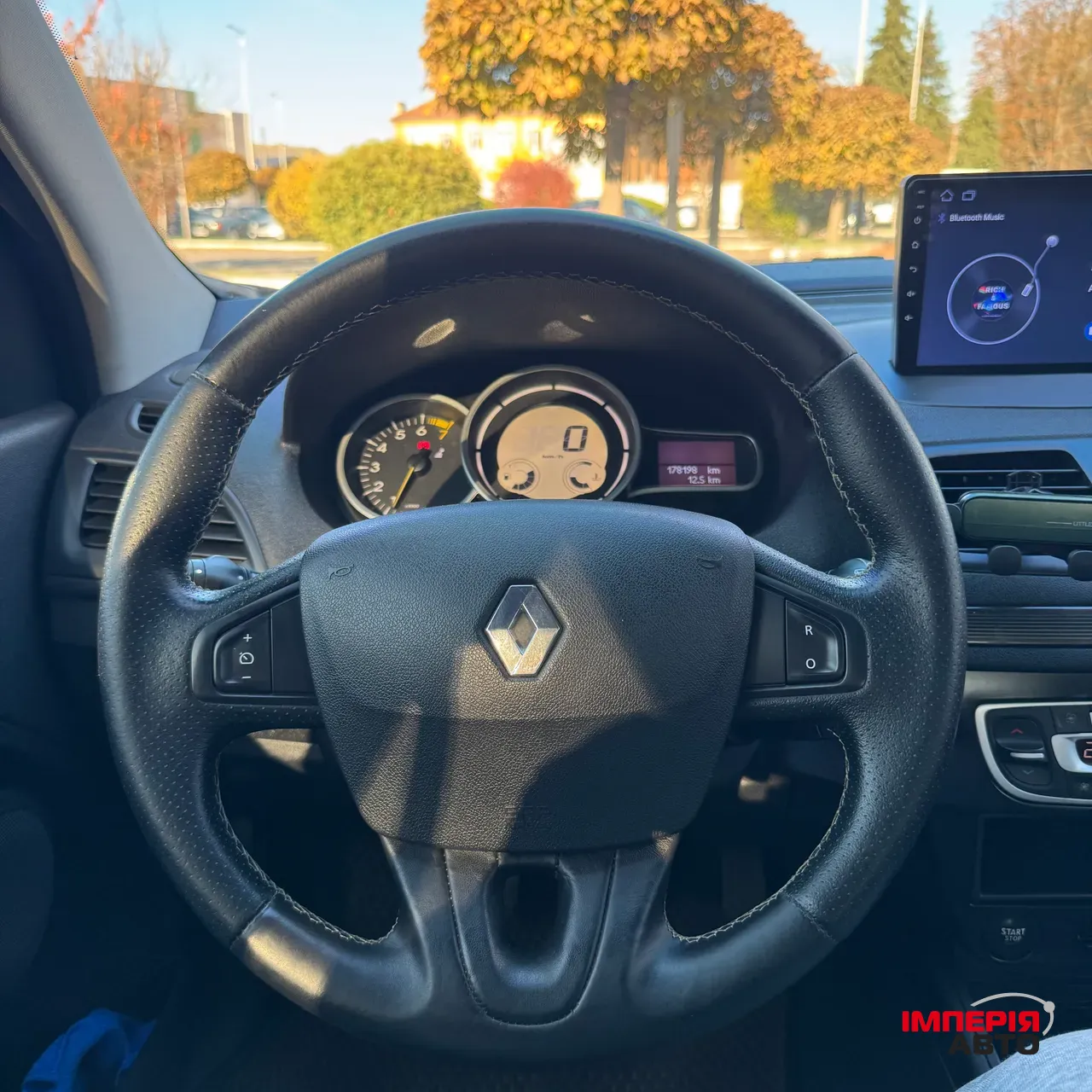 Renault Megane - фото 33