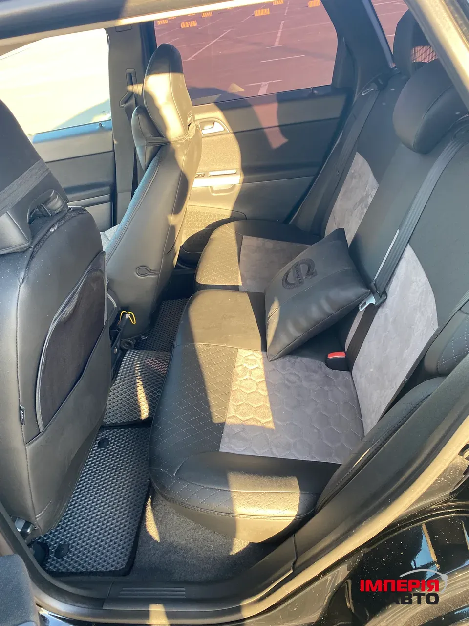 Volvo V50 - фото 10