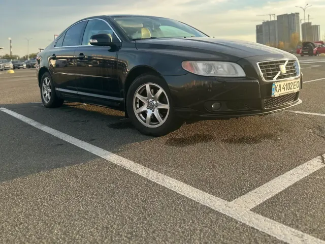 Volvo S80 - фото 1