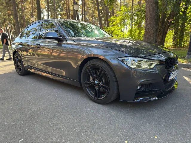 BMW 3 серії - фото 1