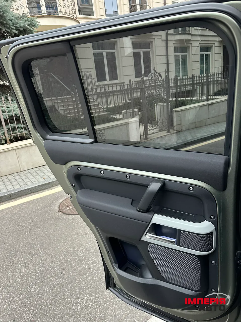 Land Rover Defender - фото 69