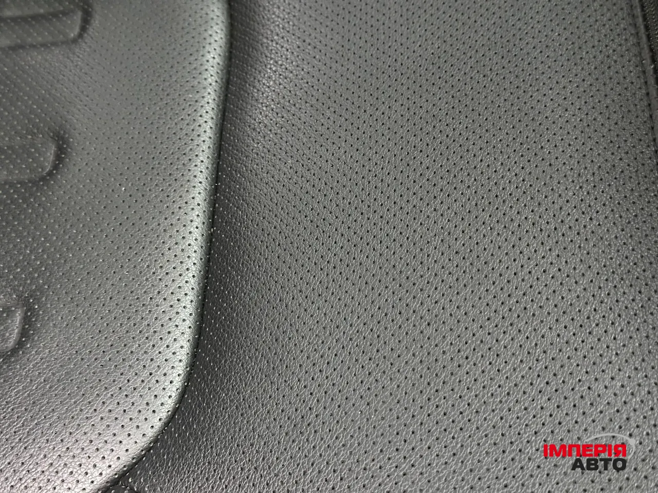 Land Rover Defender - фото 66