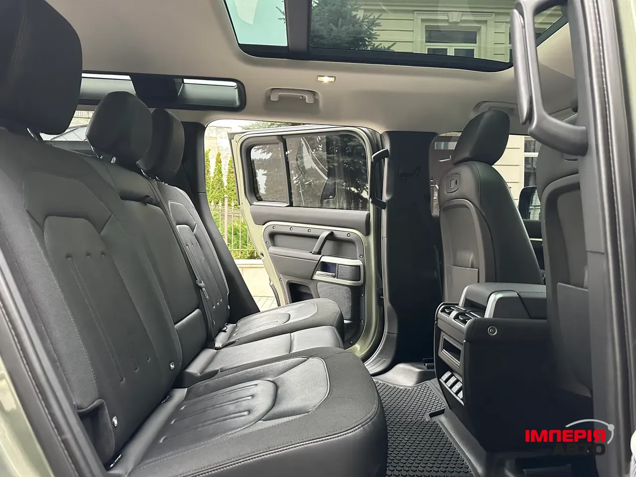 Land Rover Defender - фото 74