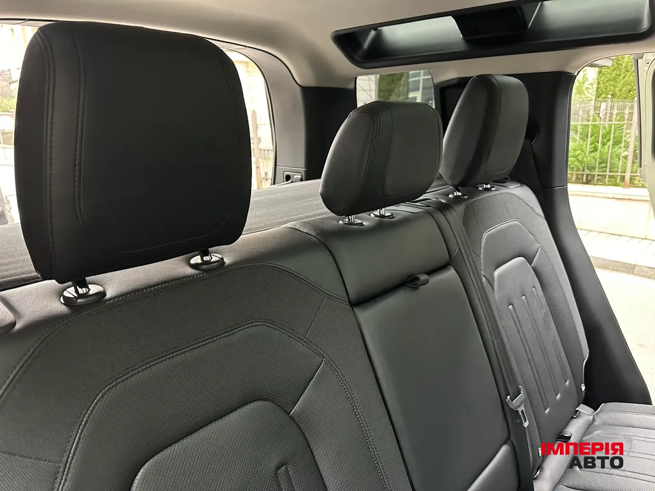 Land Rover Defender - фото 76