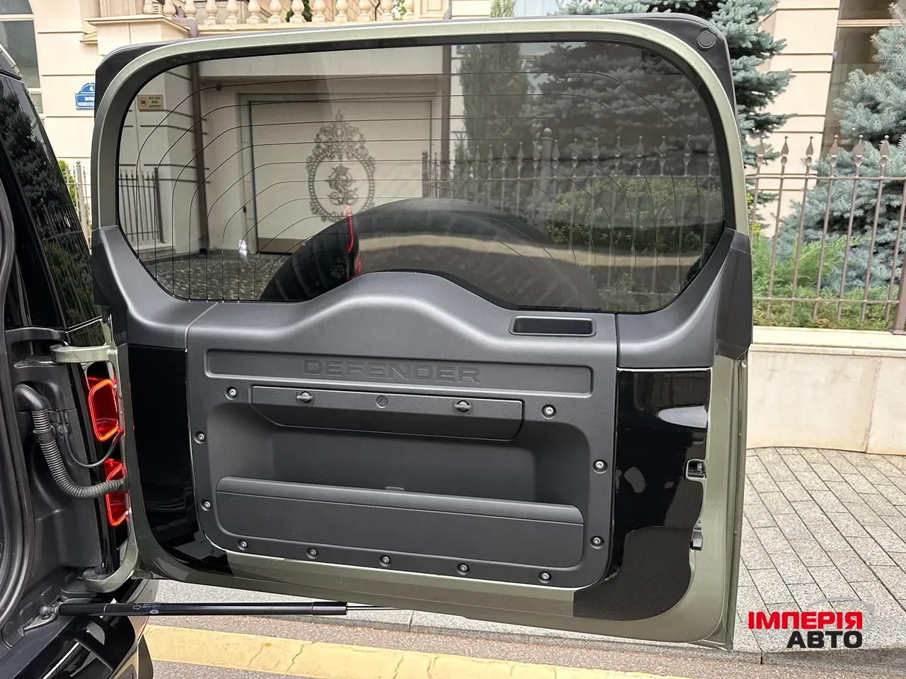 Land Rover Defender - фото 79