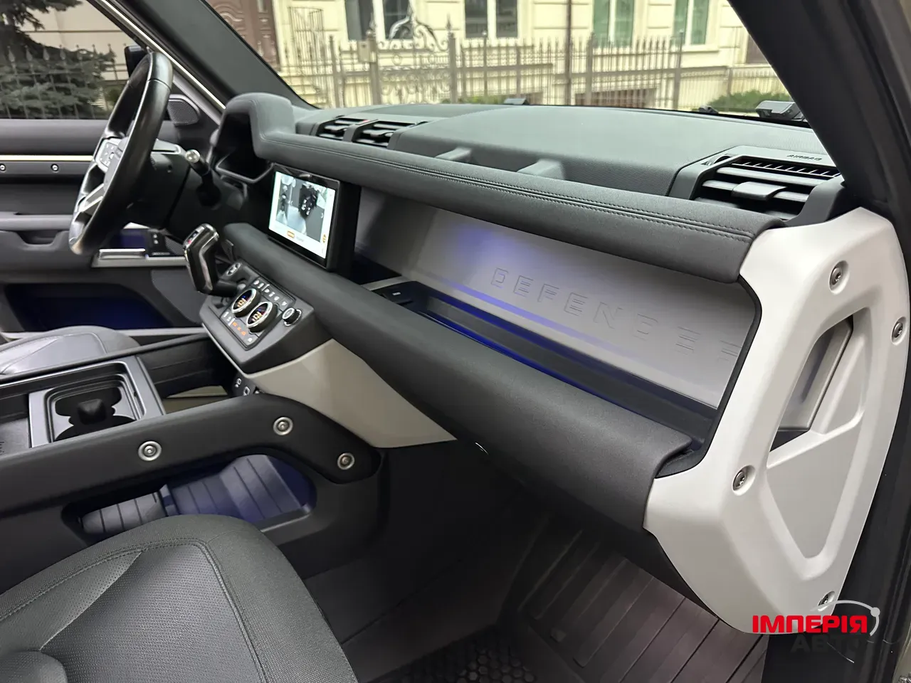 Land Rover Defender - фото 53