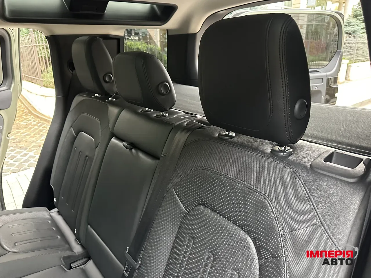 Land Rover Defender - фото 71