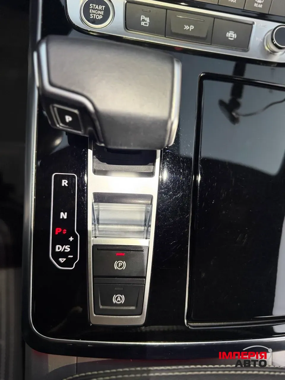 Audi Q7 - фото 11