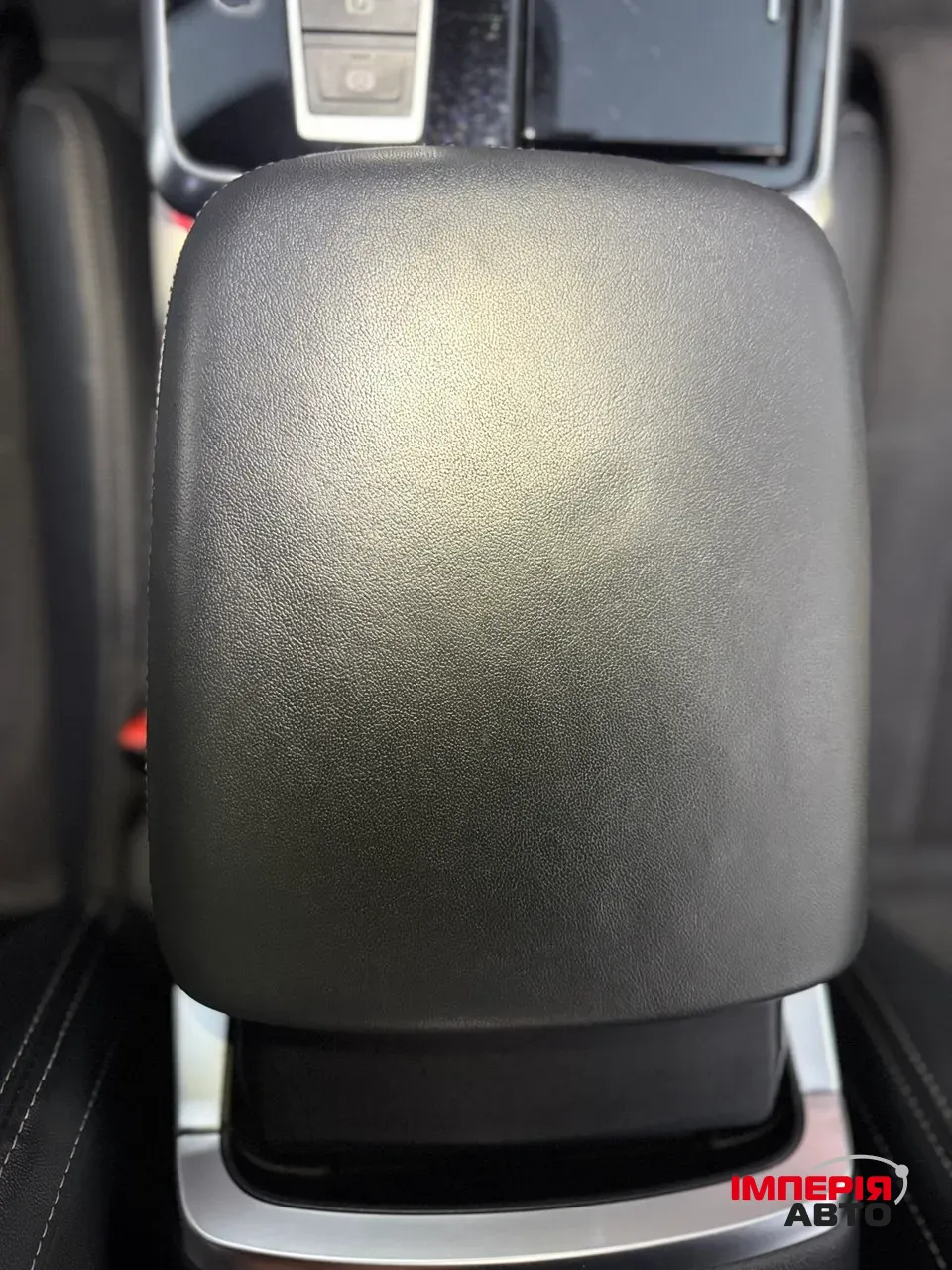 Audi Q7 - фото 19