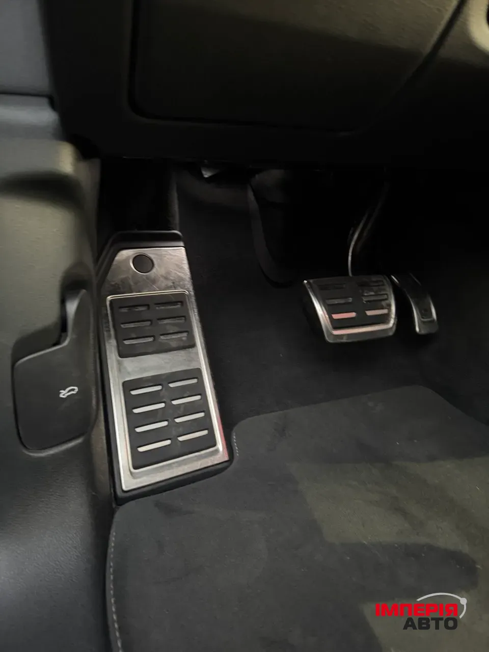 Audi Q7 - фото 20