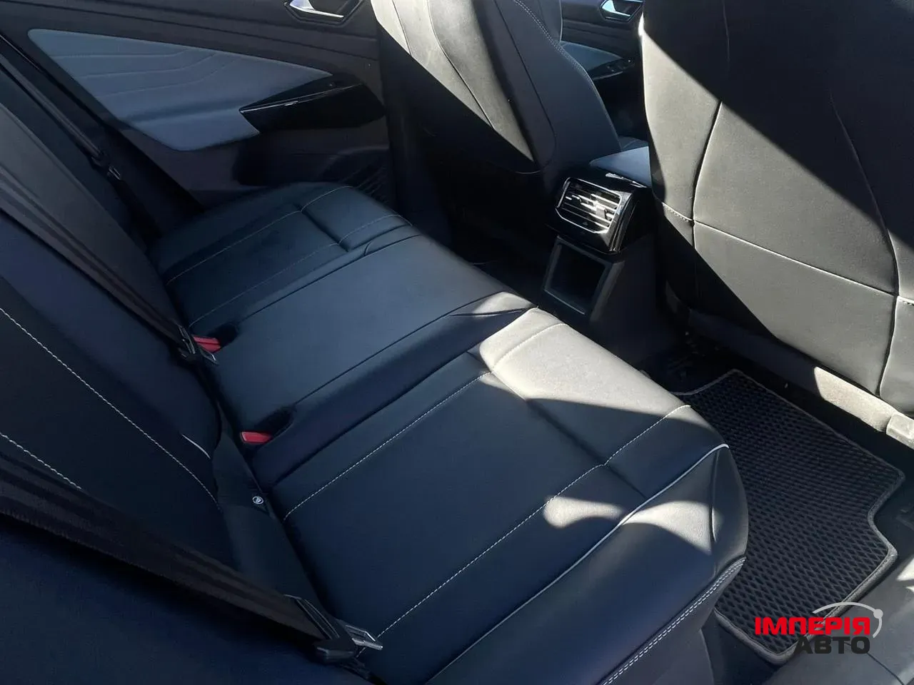 Volkswagen ID.4 - фото 19