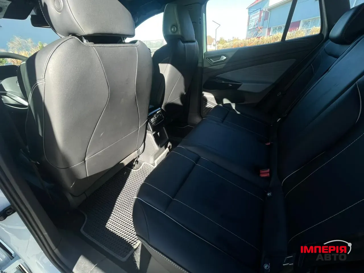 Volkswagen ID.4 - фото 28