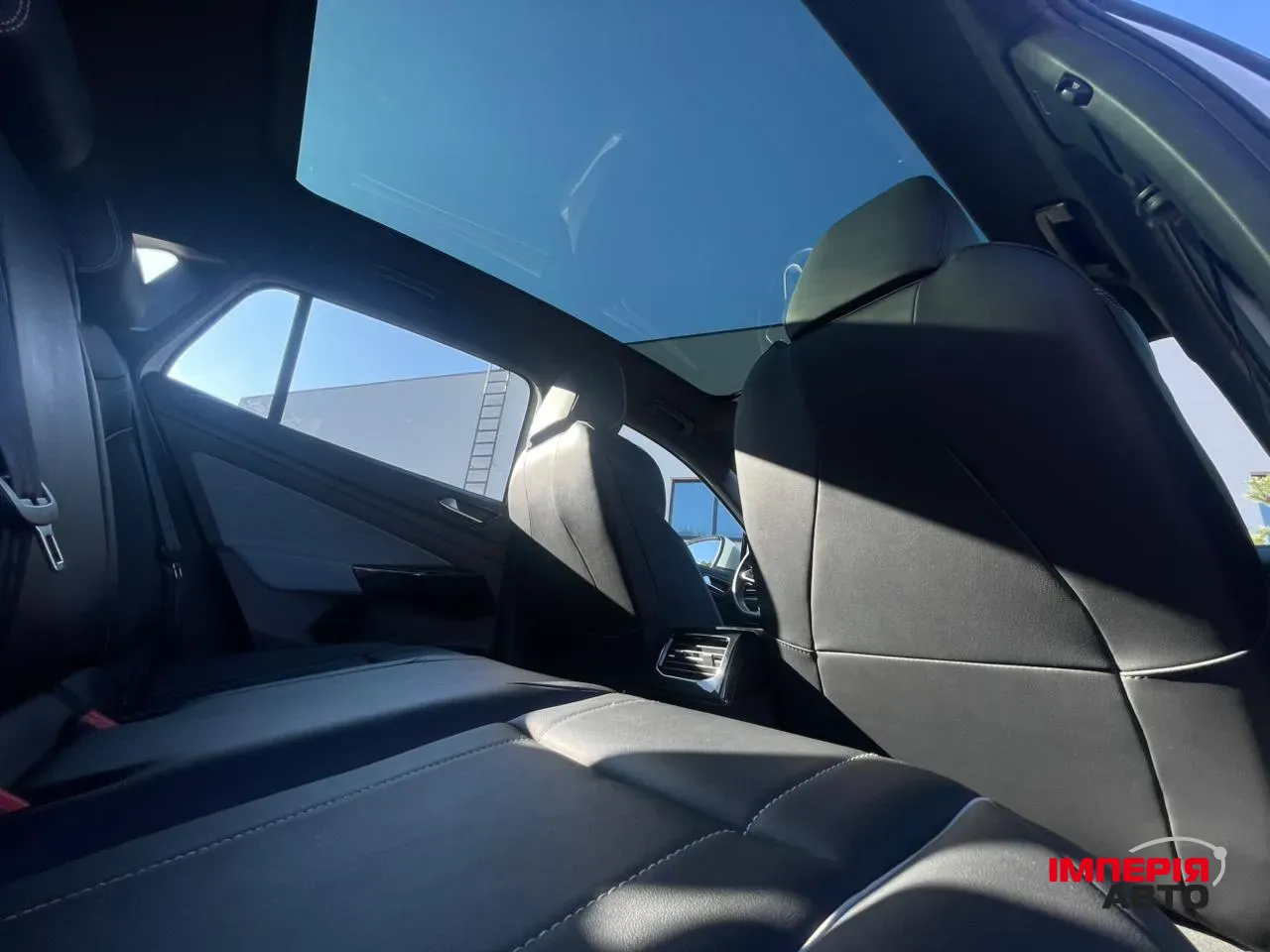 Volkswagen ID.4 - фото 15