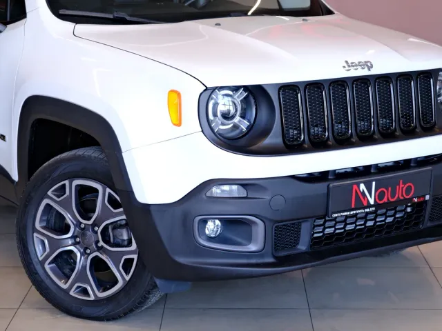 Jeep Renegade - фото 3