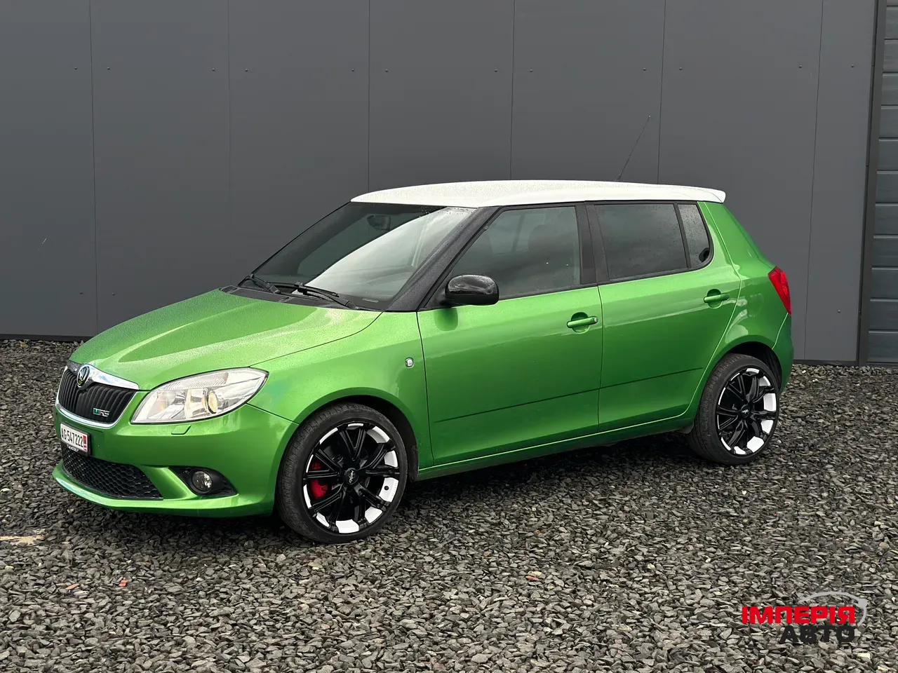 Skoda Fabia RS - фото 3