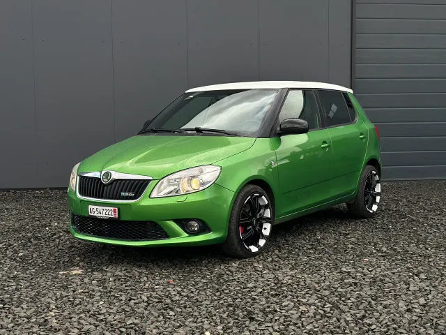 Skoda Fabia RS - фото 2