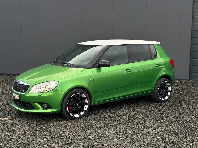 Skoda Fabia RS - фото 3
