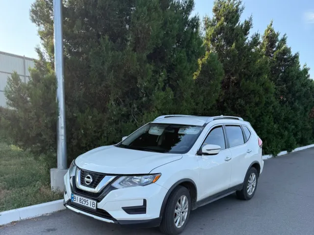 Nissan Rogue - фото 1