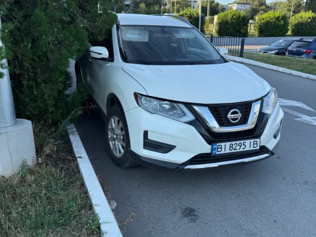 Nissan Rogue - фото 4