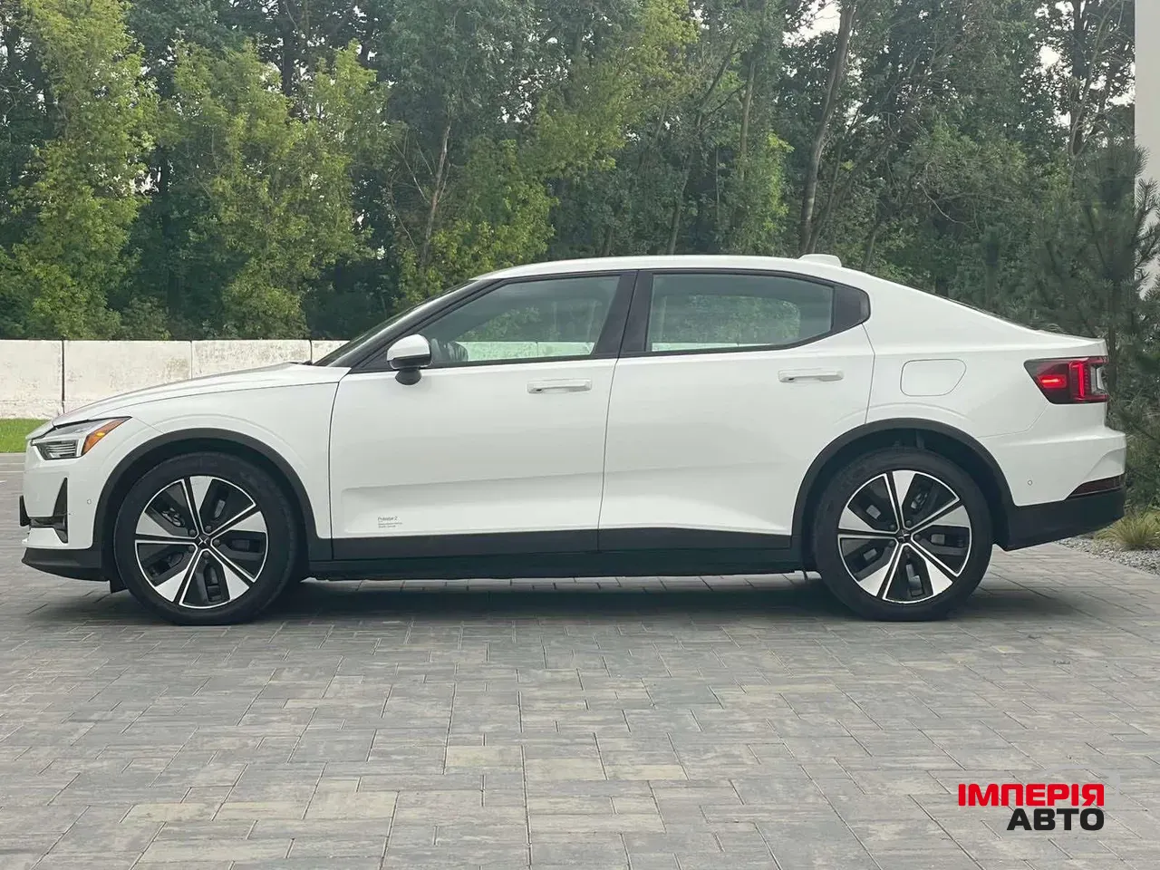 Polestar 2 - фото 4