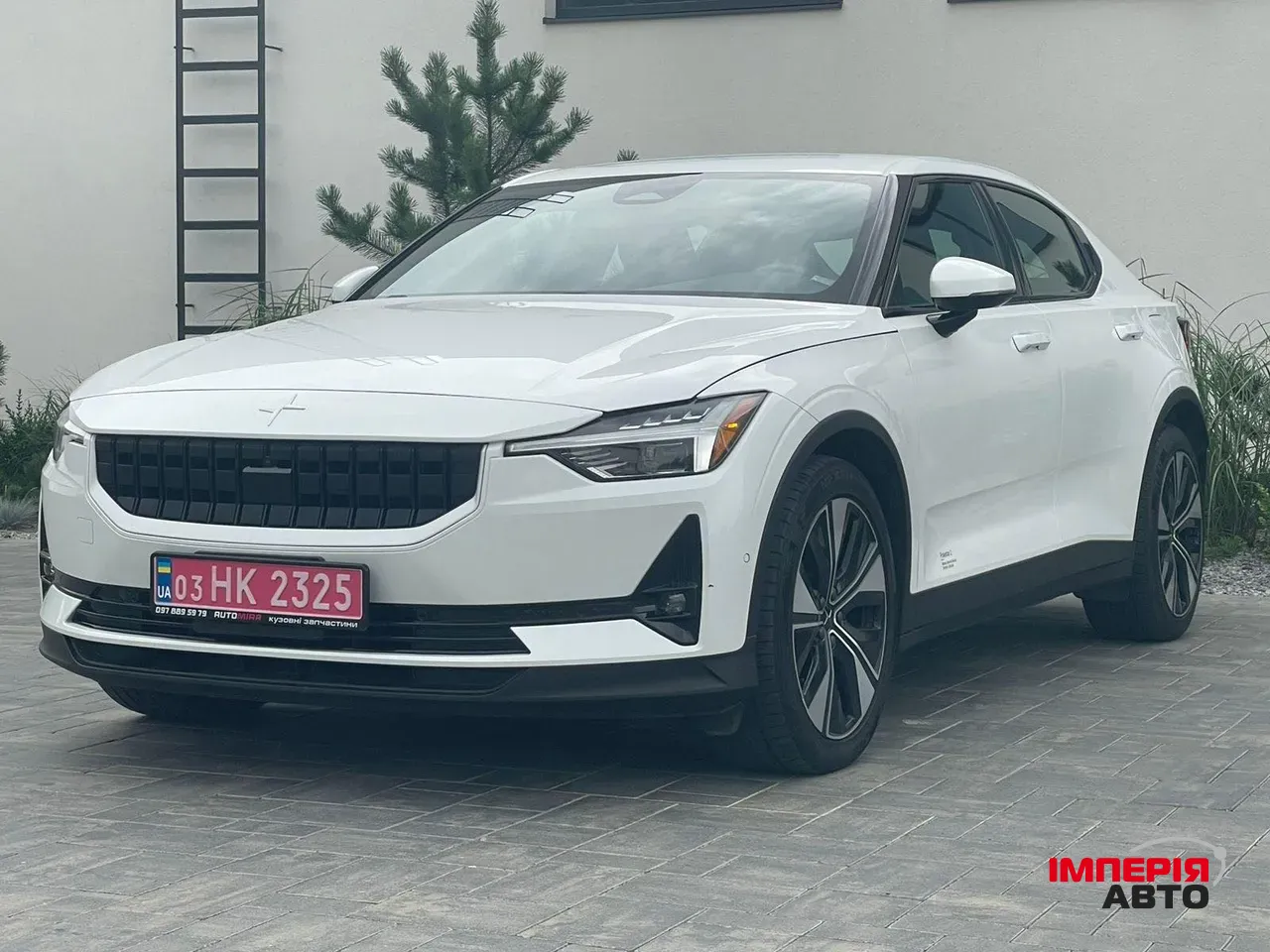 Polestar 2 - фото 1