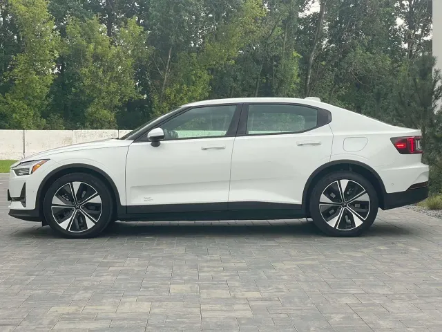 Polestar 2 - фото 4
