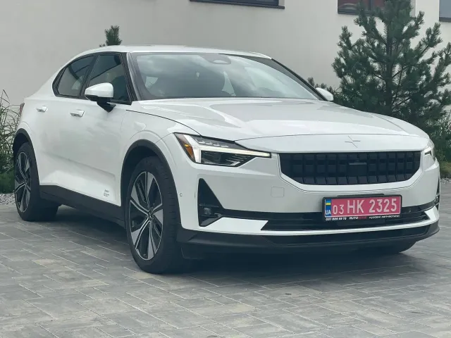Polestar 2 - фото 3
