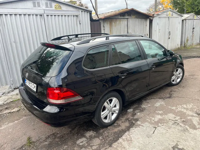 Volkswagen Golf - фото 3