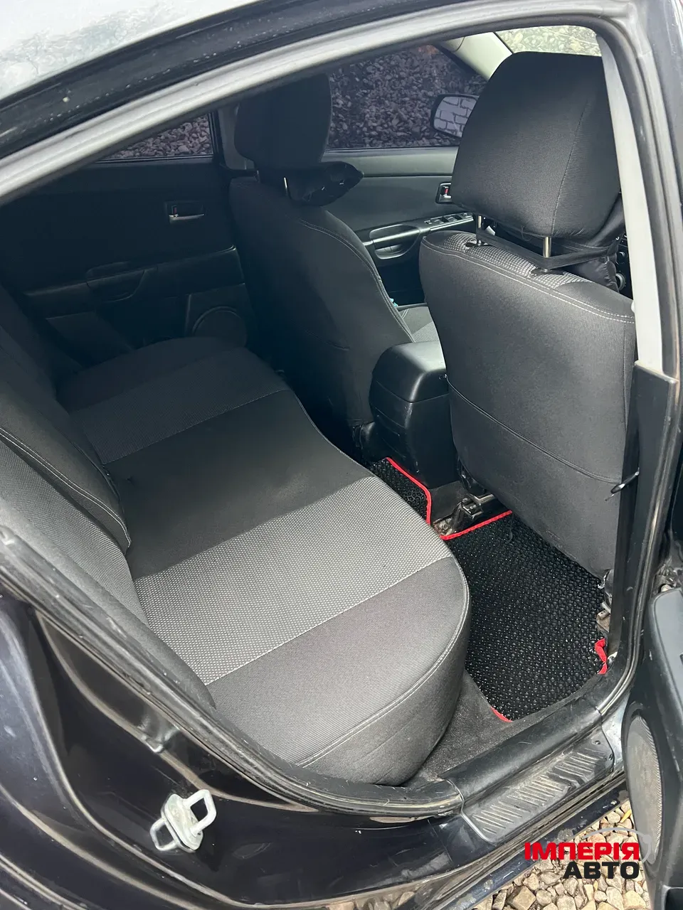 Mazda 3 - фото 12