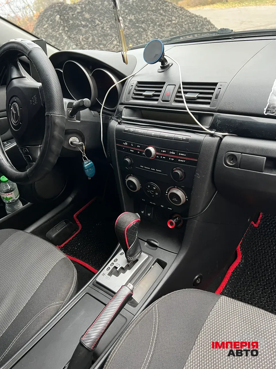 Mazda 3 - фото 9