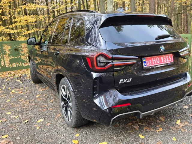 BMW iX3 - фото 4