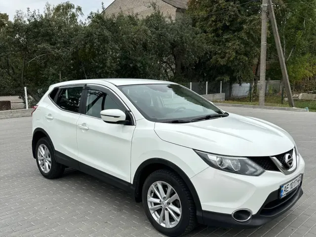 Nissan Qashqai - фото 2
