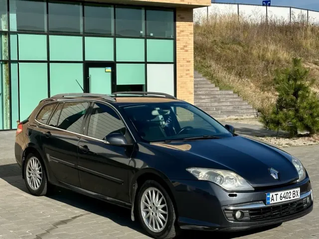 Renault Laguna - фото 3