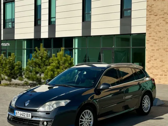 Renault Laguna - фото 1