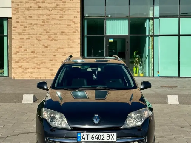 Renault Laguna - фото 2