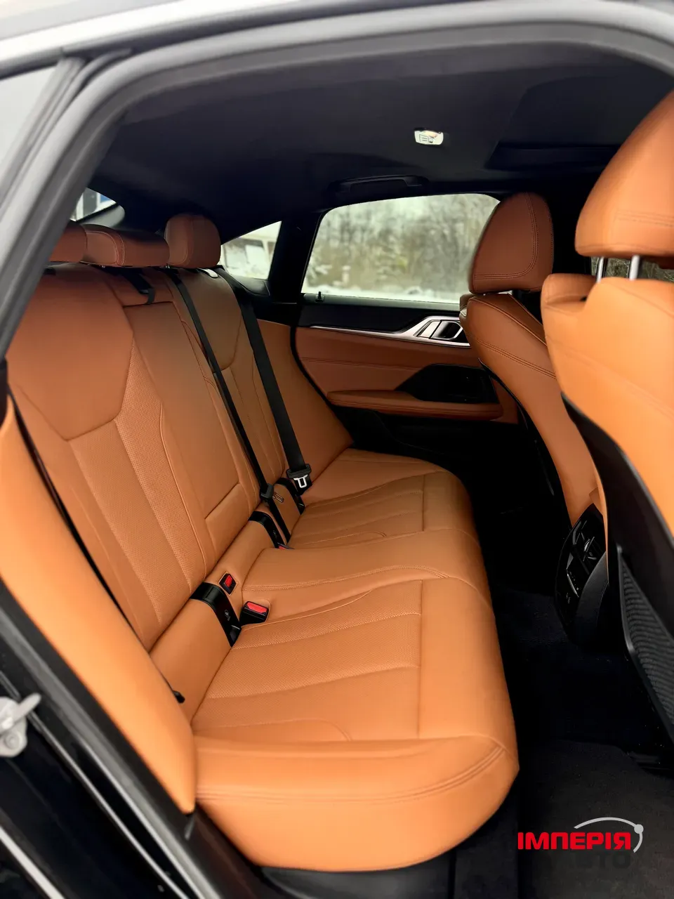 BMW i4 - фото 12