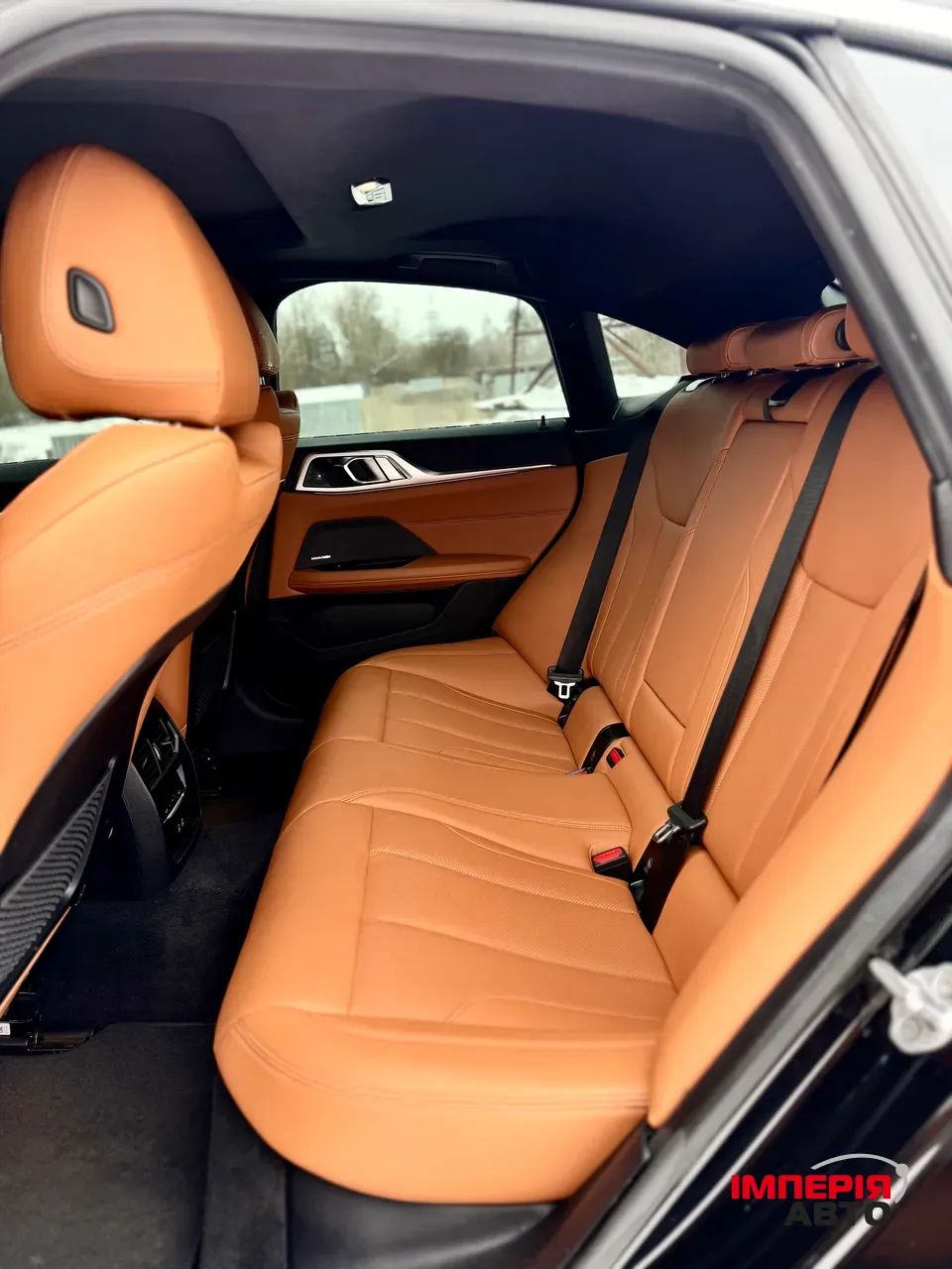 BMW i4 - фото 11