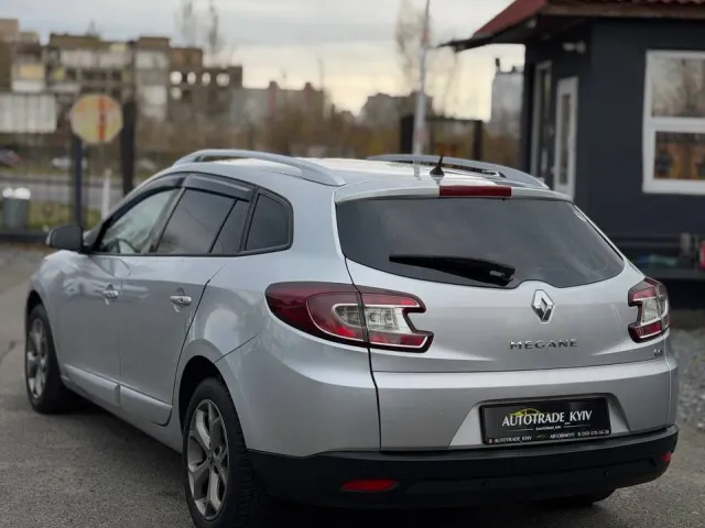 Renault Megane - фото 5