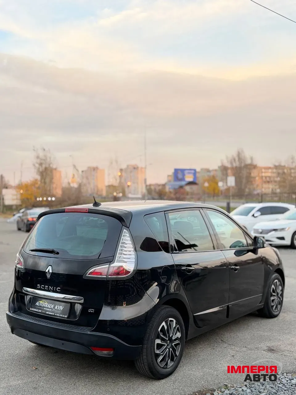 Renault Scenic - фото 5