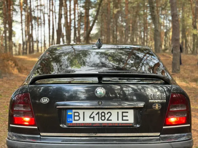 Skoda Octavia - фото 2