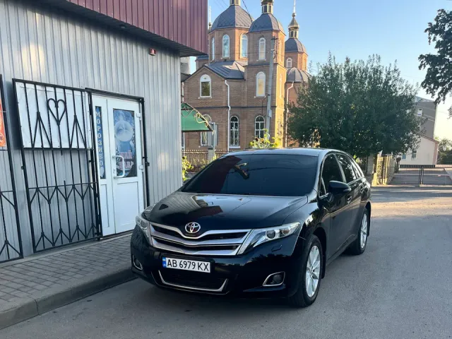 Toyota Venza - фото 3