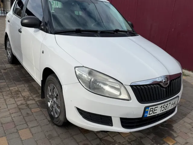Skoda Fabia - фото 1