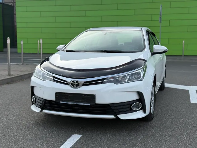 Toyota Corolla - фото 3