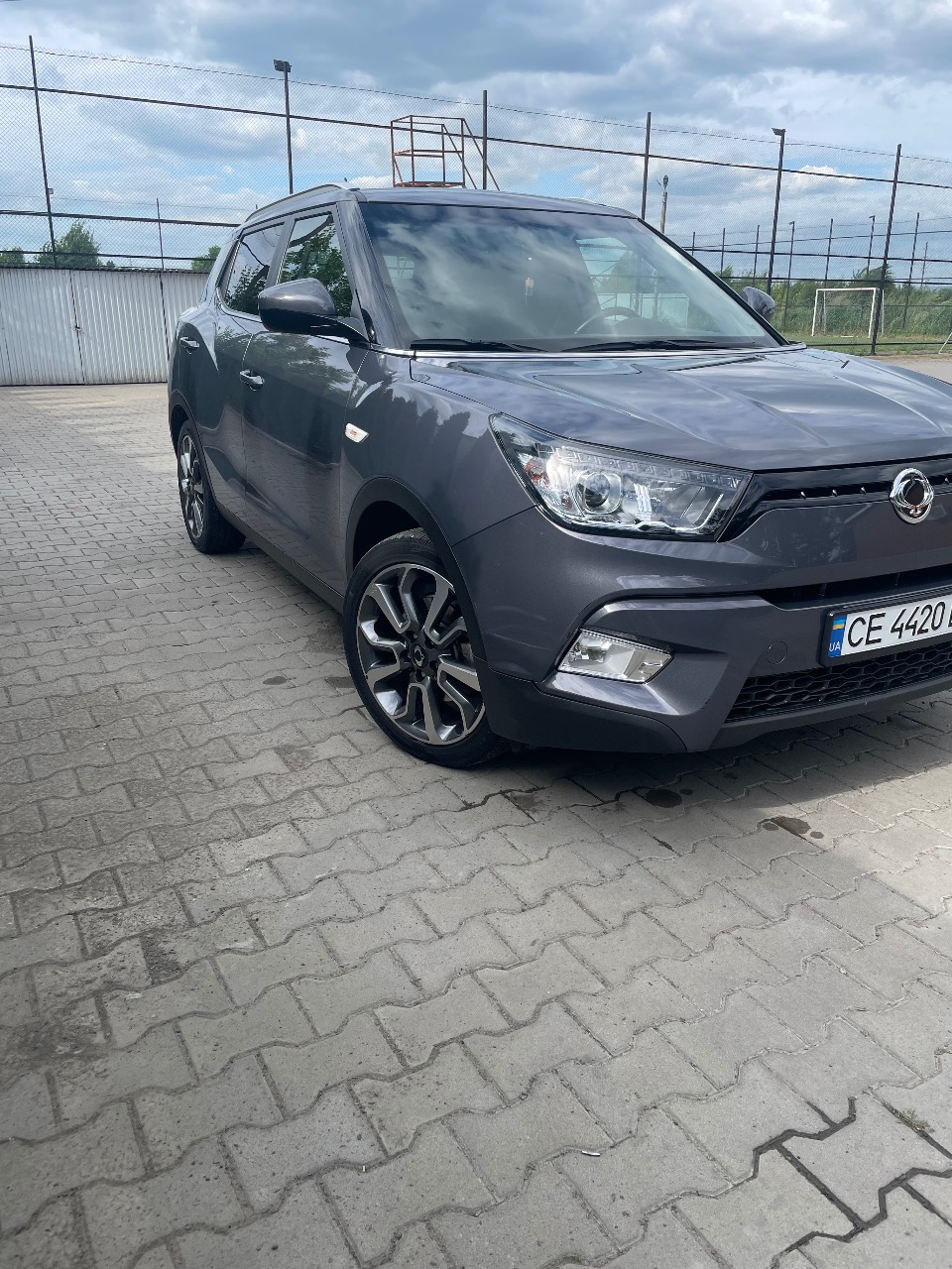 SsangYong Tivoli - фото 5